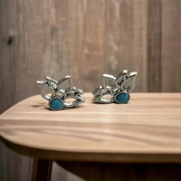 Turquoise Stone Bohemian Silver Stud Earrings - Picture 5 of 5